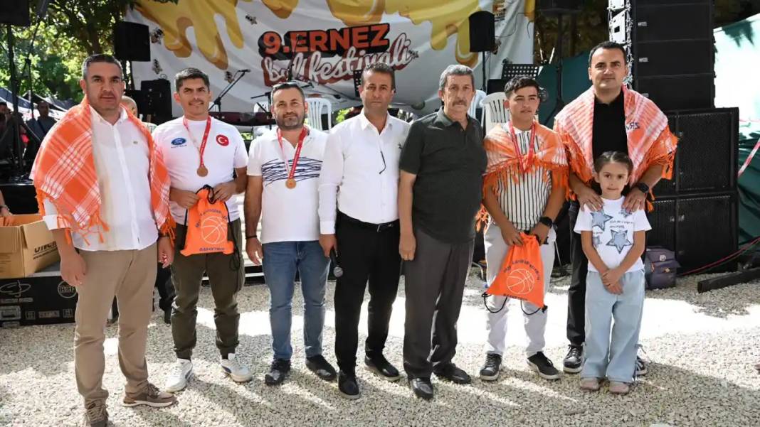 Finike’de Bal Gibi Festival! 4